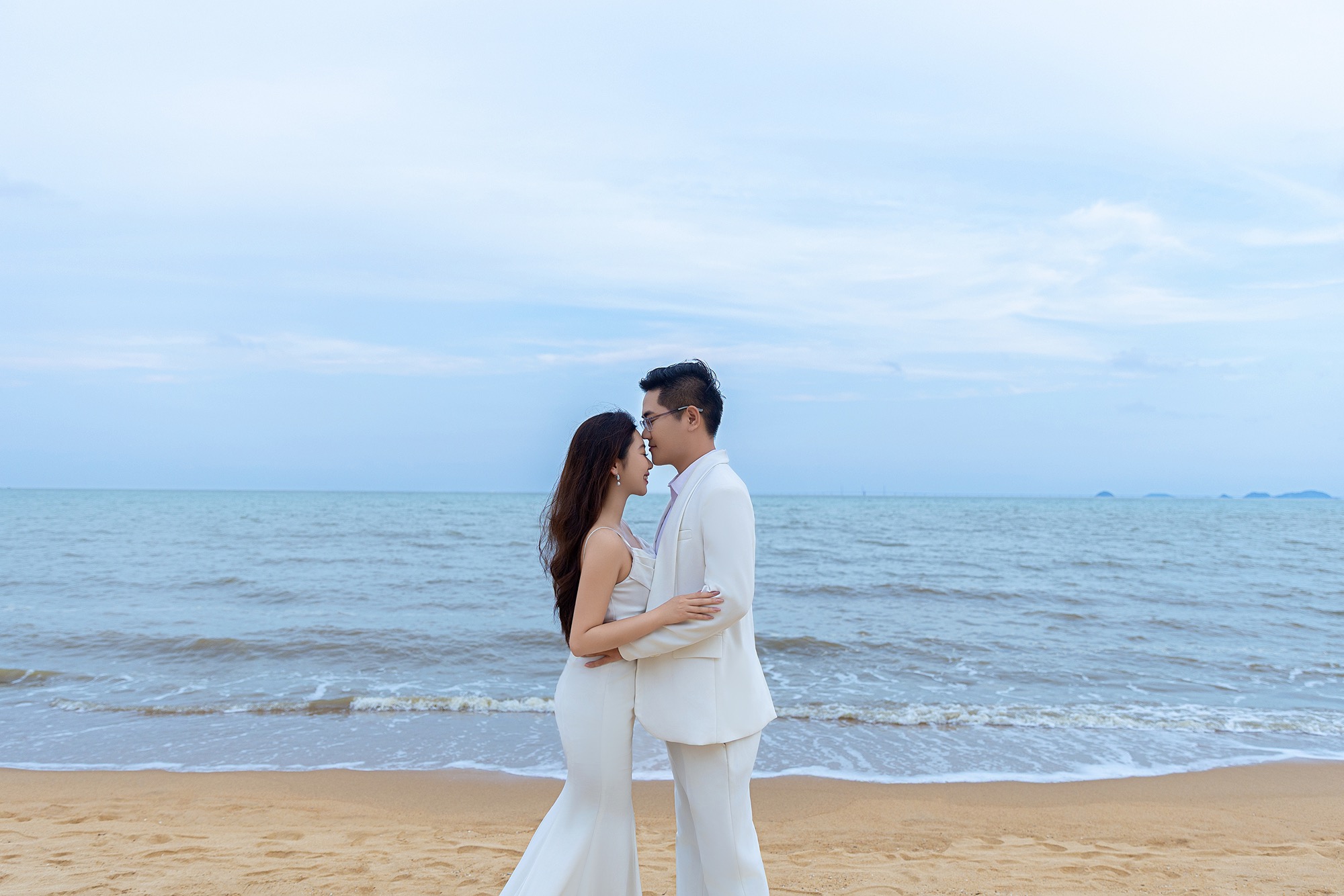 海景沙滩婚纱照拍摄