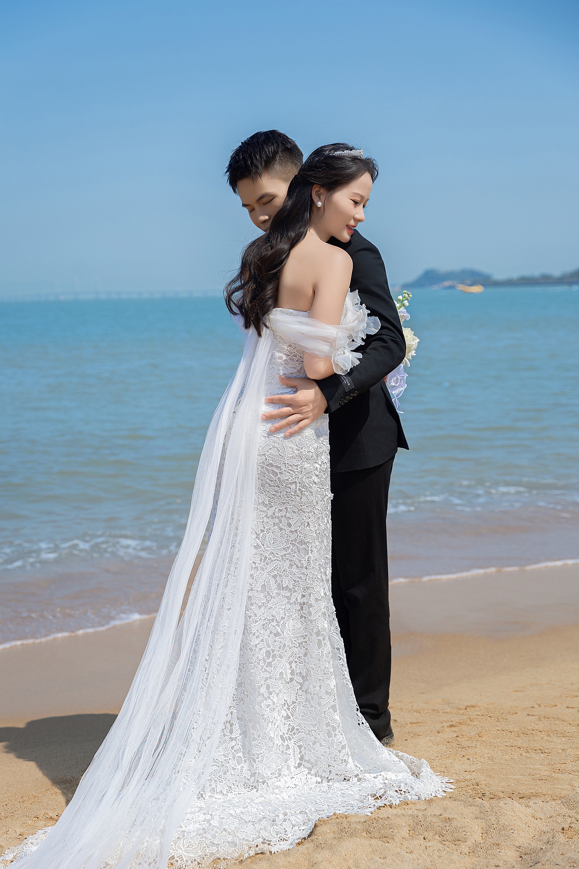 灯塔爱情邮局海景礁石沙滩婚纱照