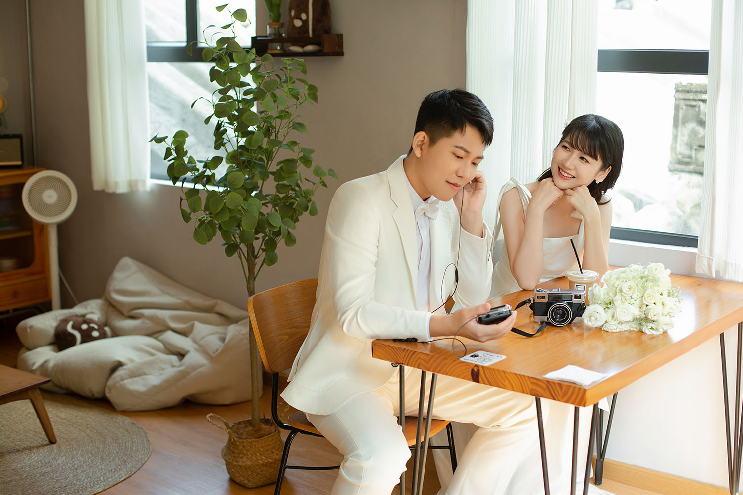 咖啡厅文艺婚纱照