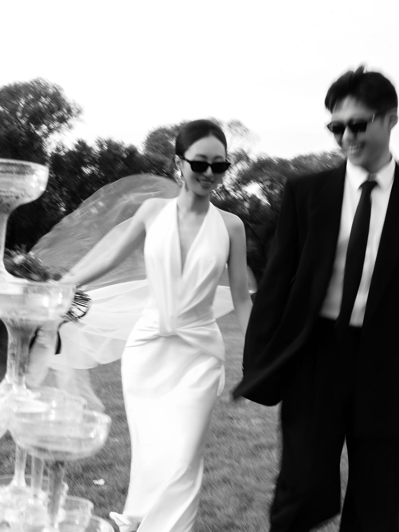 森系草坪婚纱照