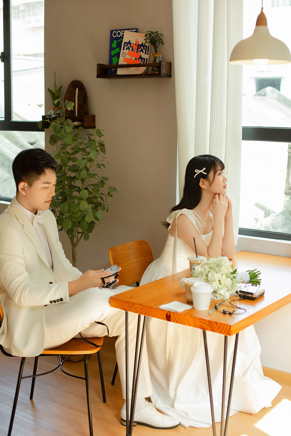 咖啡厅文艺婚纱照