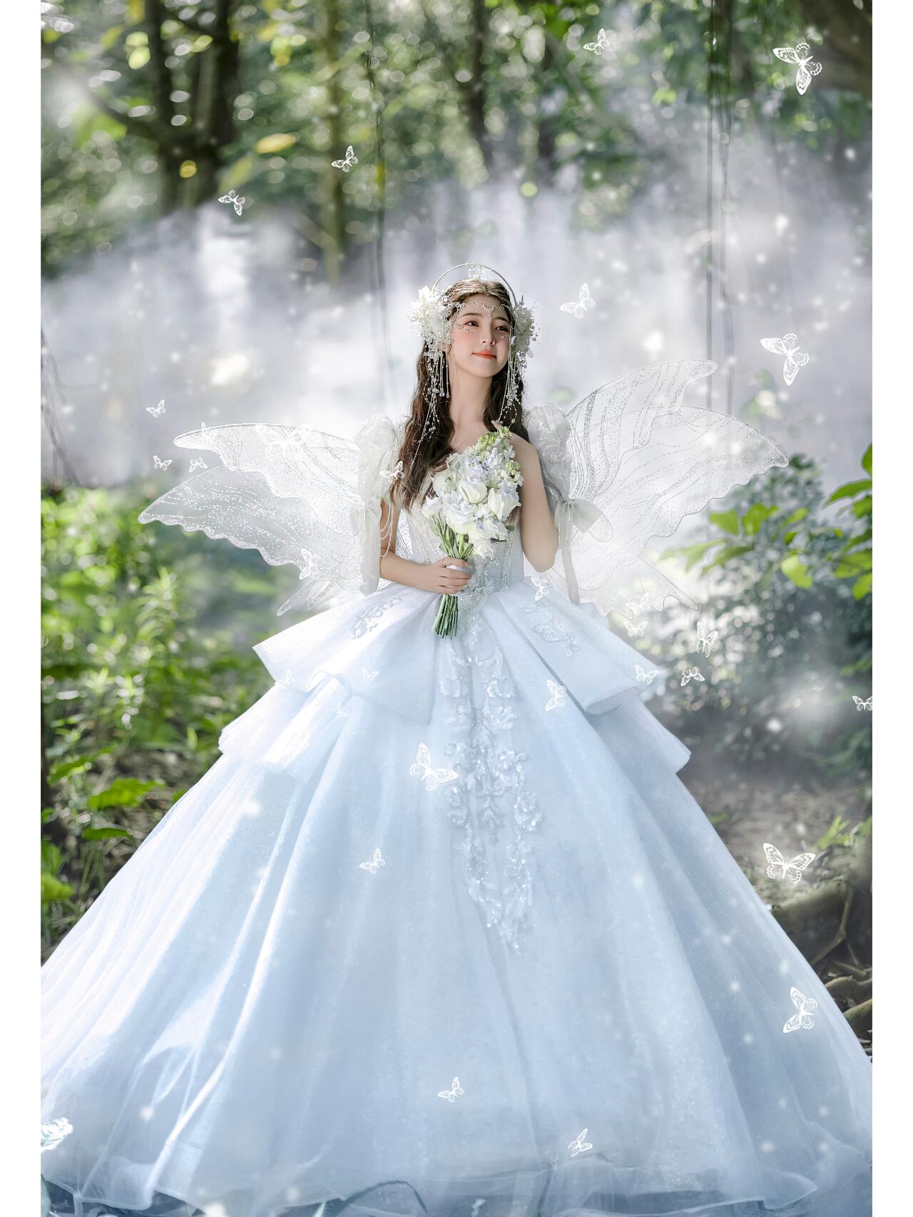 公主精灵森系草坪婚纱照