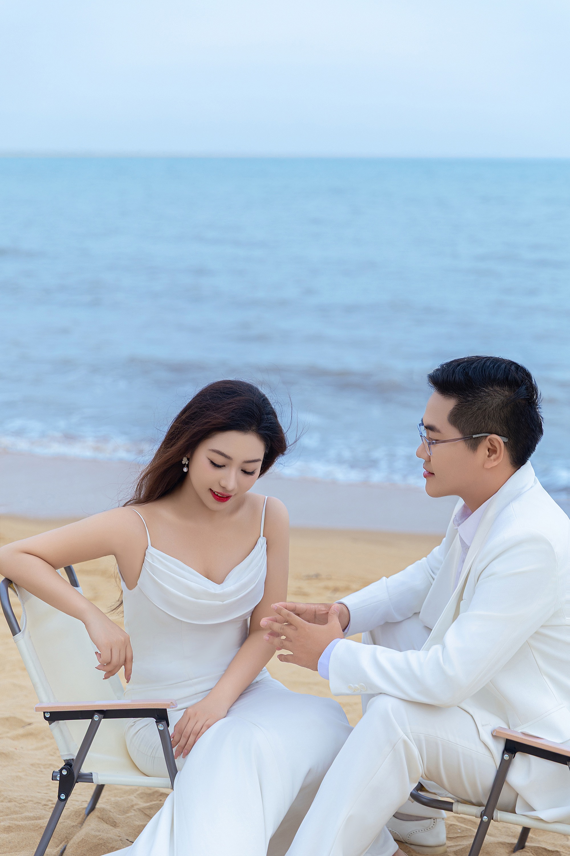 海景沙滩婚纱照拍摄