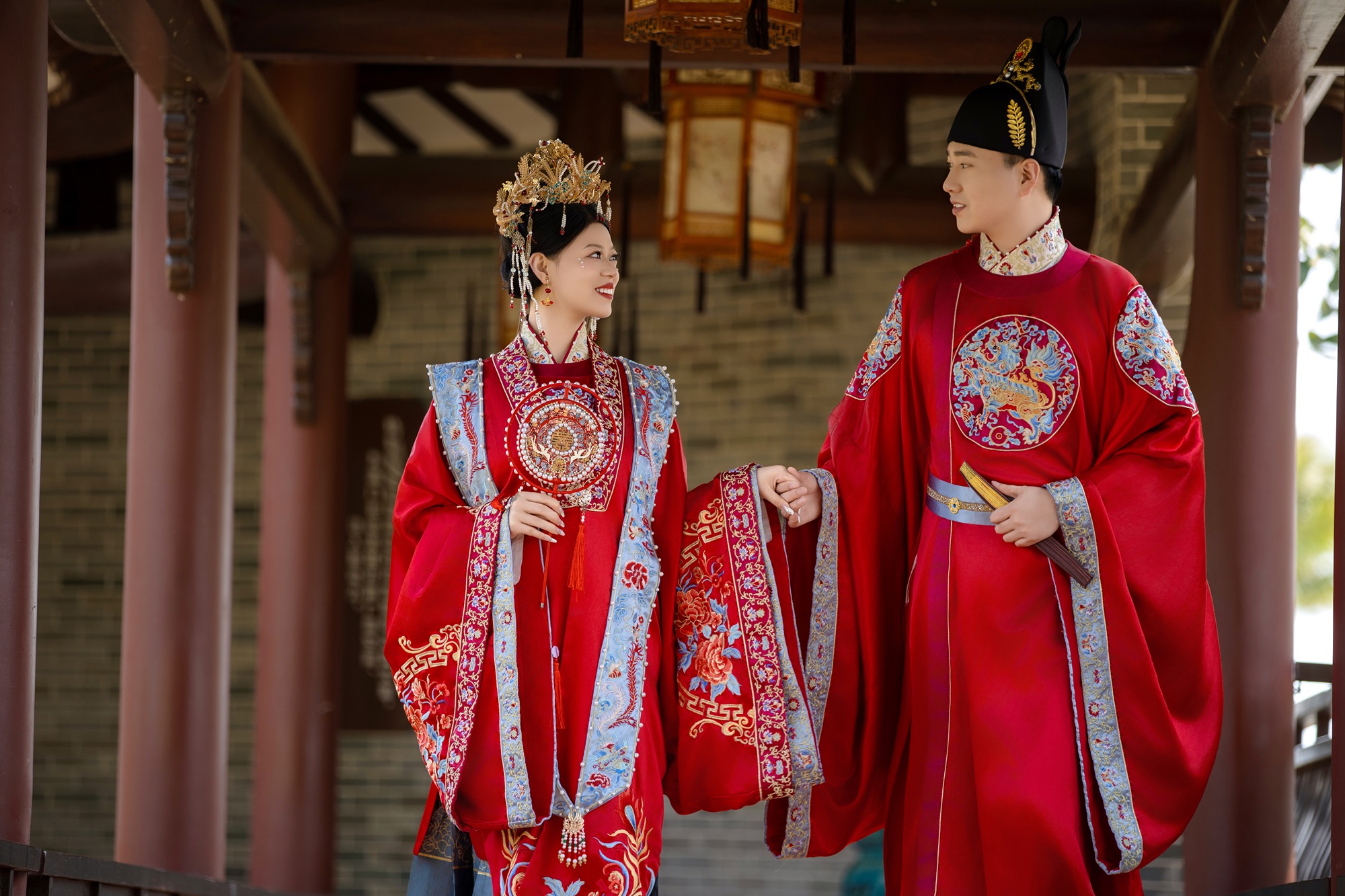 汉服苏式园林婚纱照