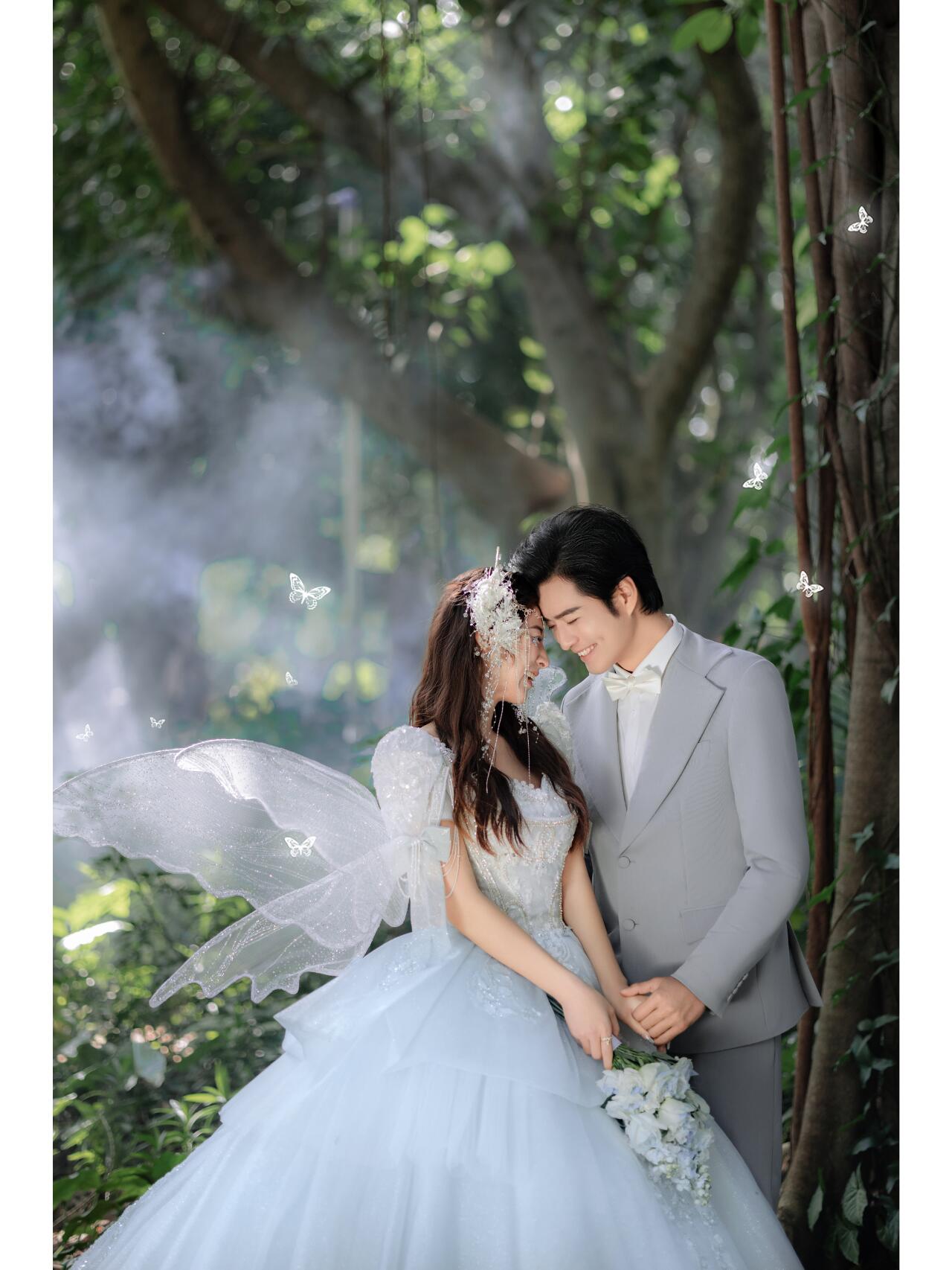 公主精灵森系草坪婚纱照